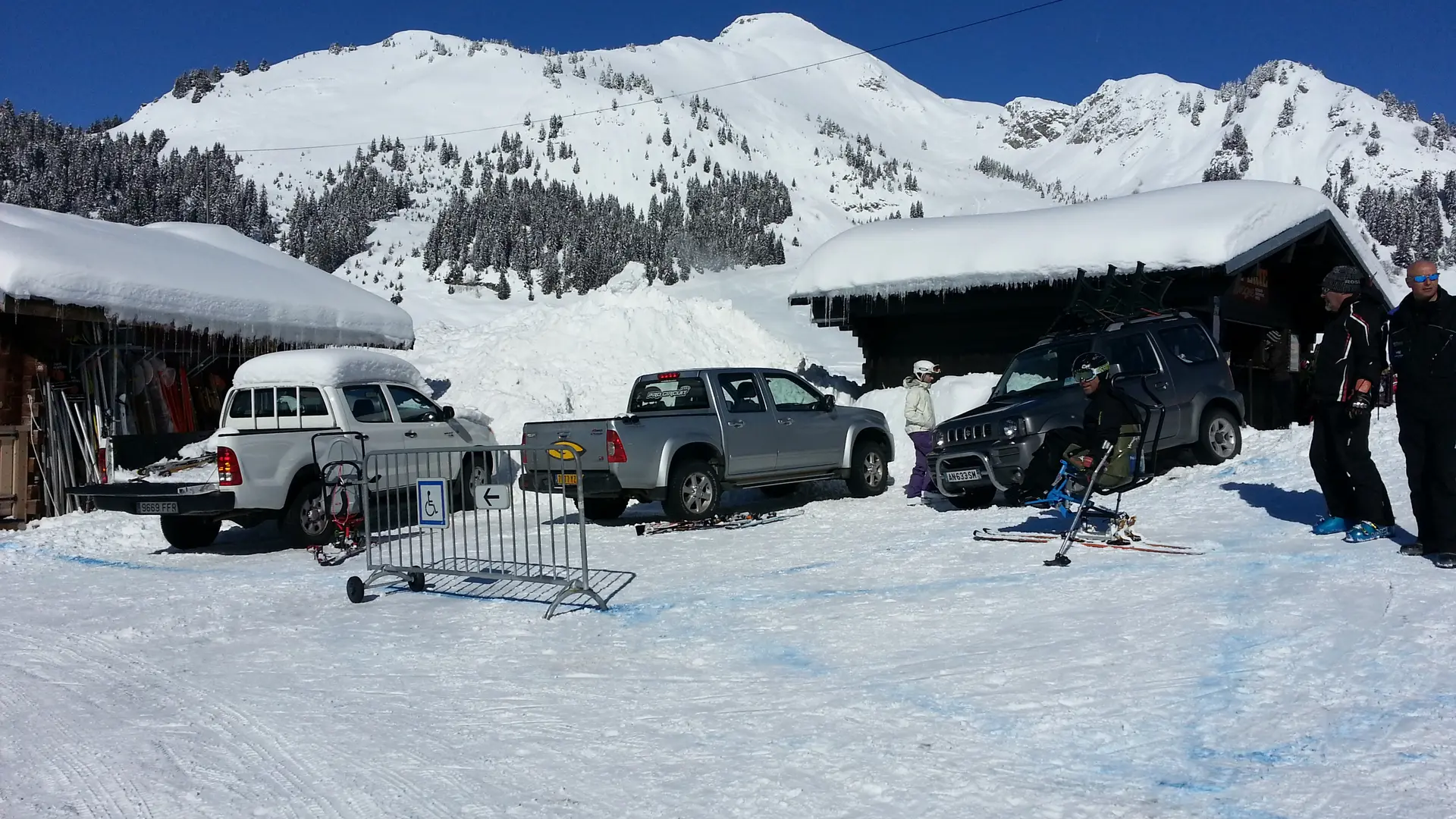 3 à 4 places disponibles selon l'enneigement