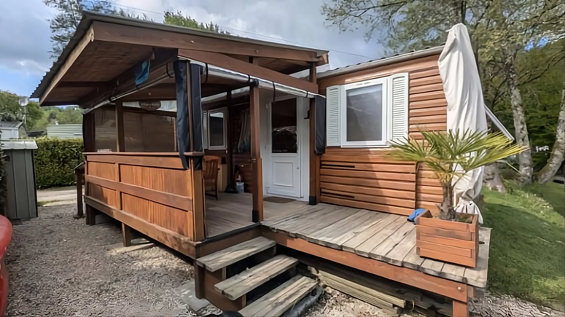 Bungalow au camping l'Ambroisière