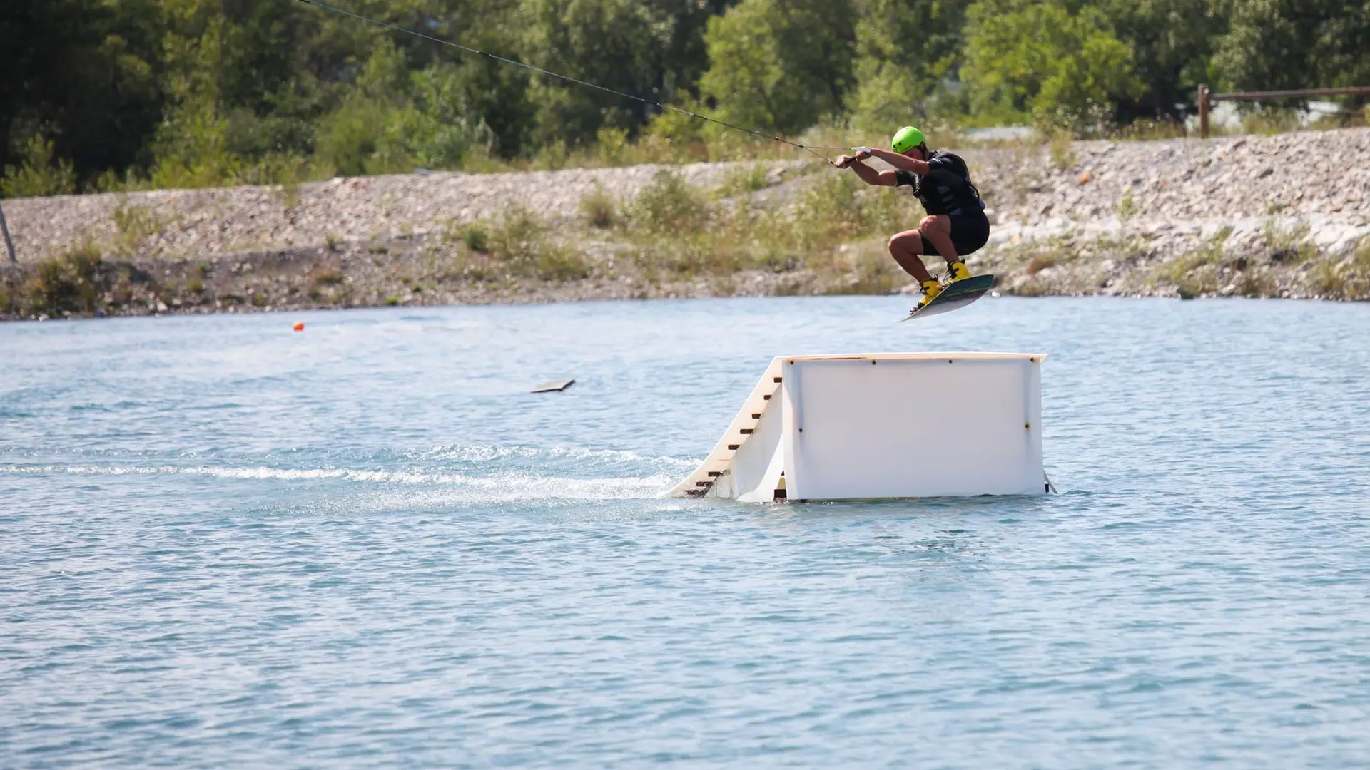 Wakepark de la Base de loisirs Les 3 Lacs à Rochebrune & Piégut