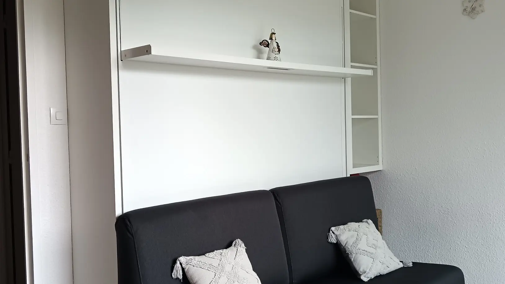 Canapé Lit Fermé (Position Jour)