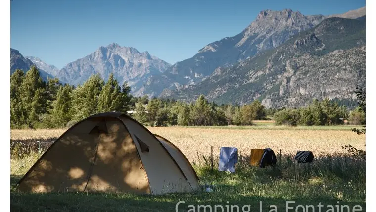 Intérieur camping en été