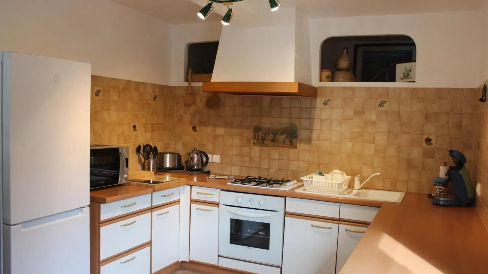 Gîte L'Aubépine de Douans-Cuisine-Saint-Étienne-de-Tinée-Gîtes de France des Alpes-Maritimes