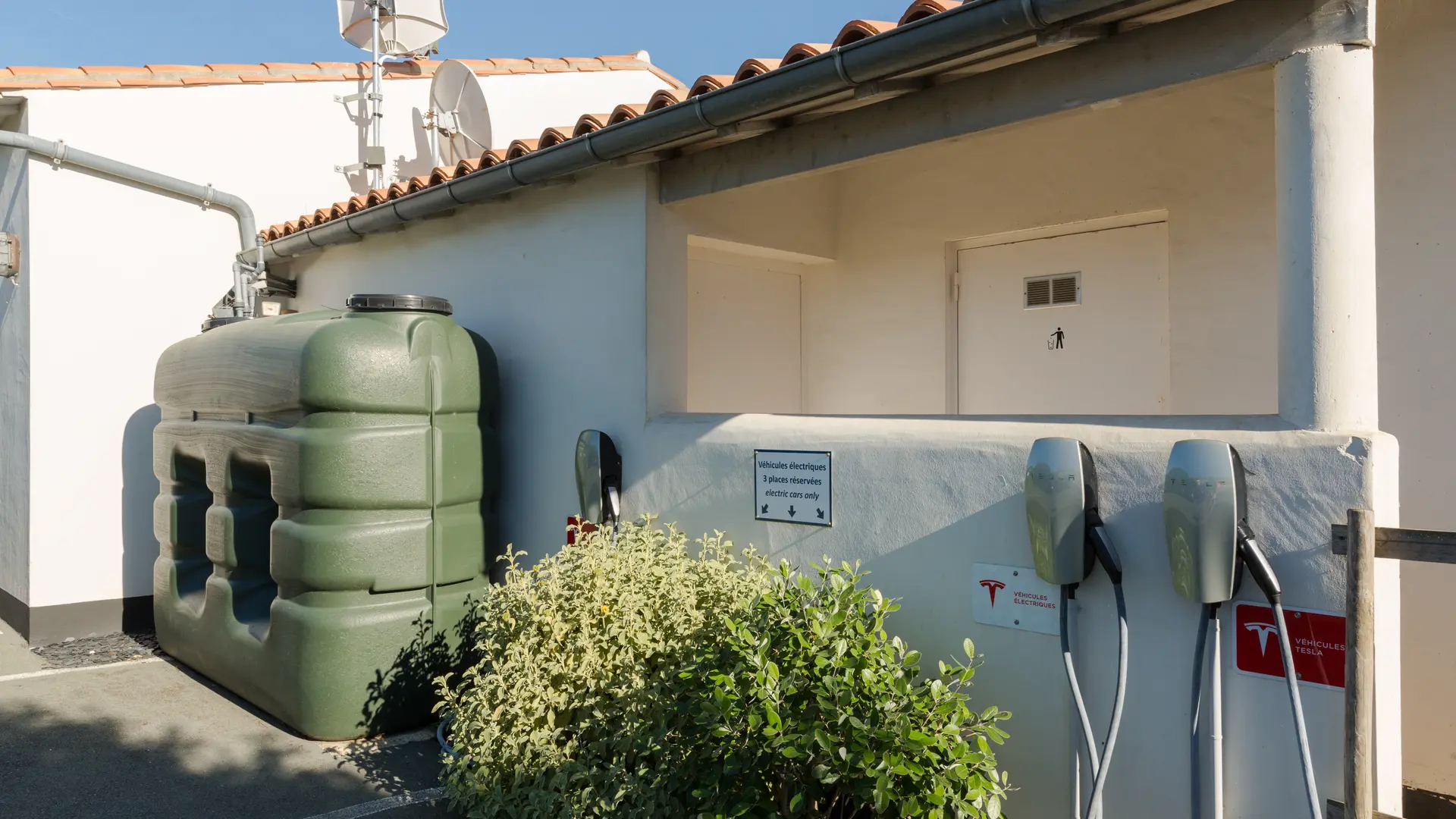 Bornes pour voitures électriques