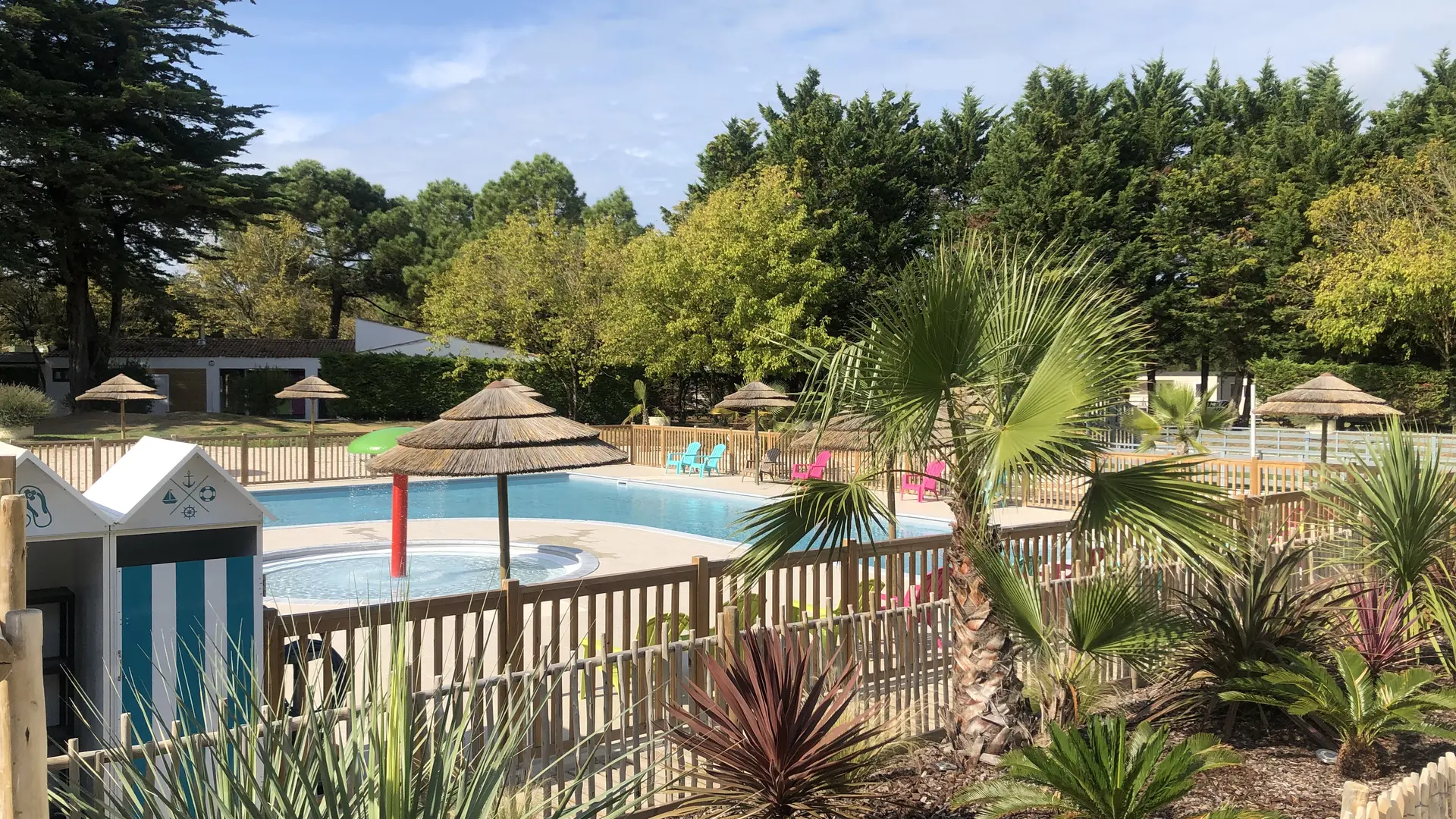 Vue d'ensemble de la piscine