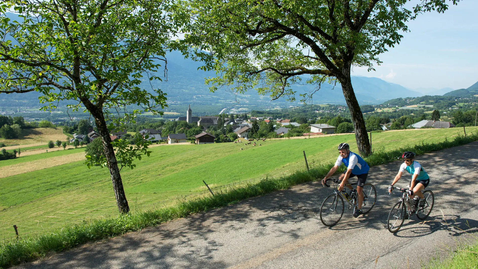 Montée au Col de Tamié