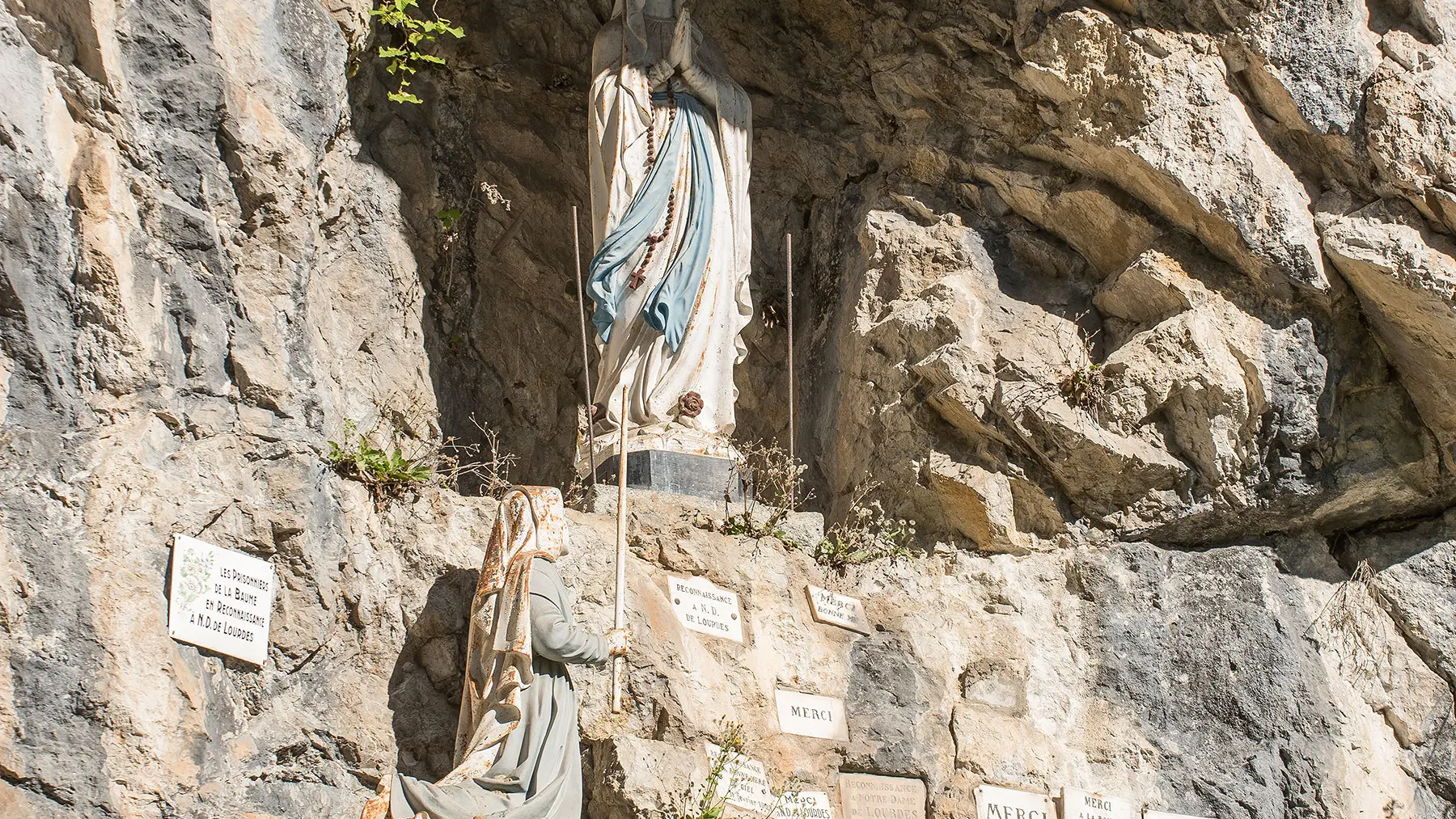 La Grotte Notre Dame de Lourdes