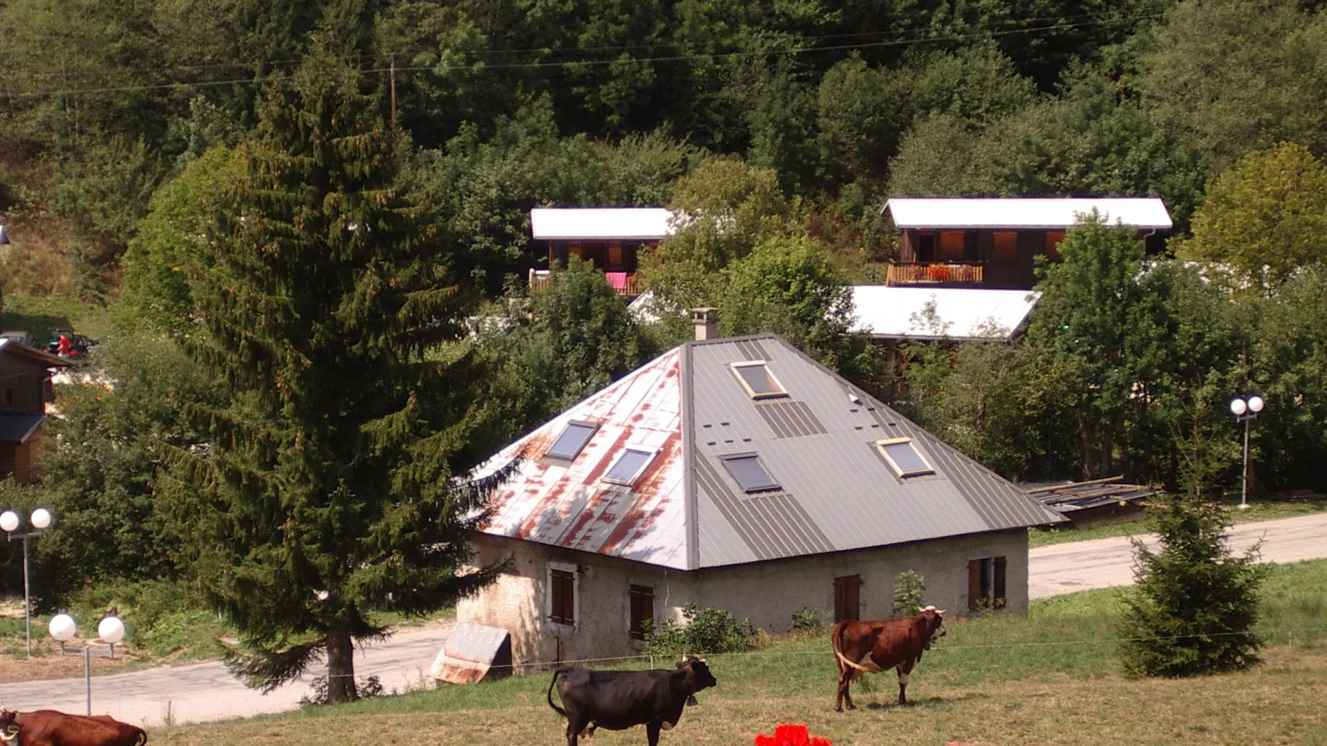 Vue de l'ancienne fromagerie restaurée en gite