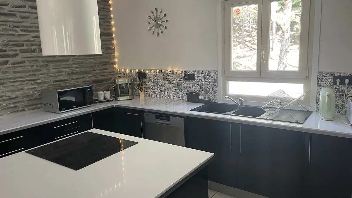 Location meublé M. THIBAULT J St Jean St Nicolas Vallée du Champsaur