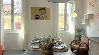 Magnifique LOFT Déco sur le port et à 5mn des plages wifi Clim 85 m2