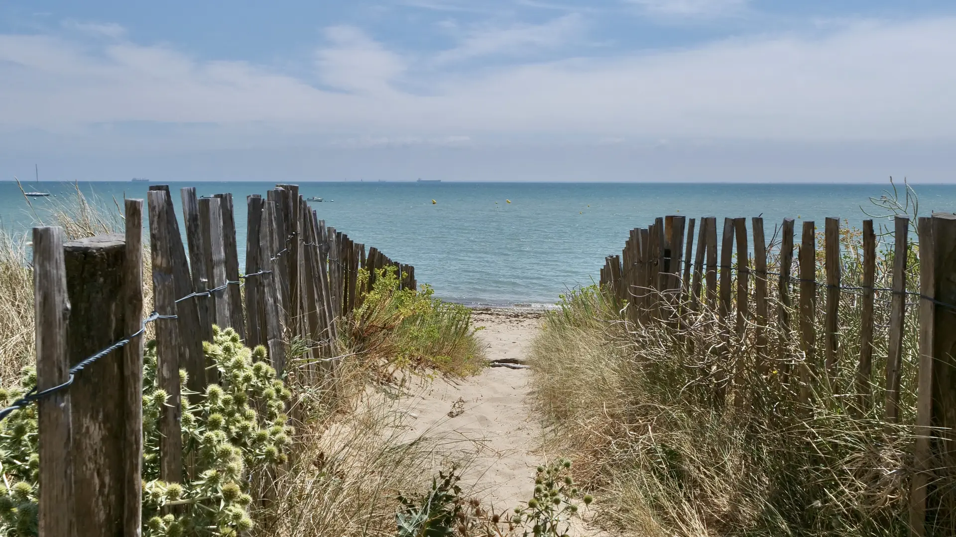 Accès à la plage