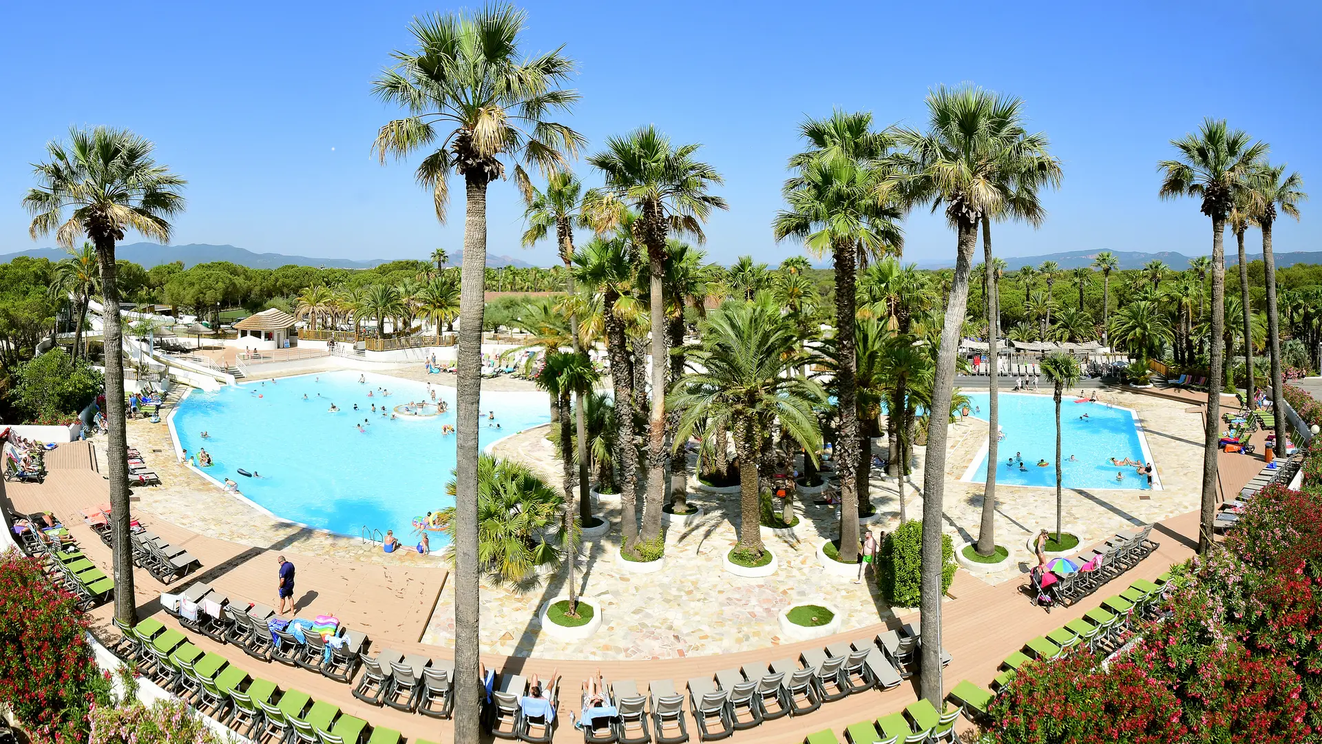 Camping la Baume la Palmeraie Fréjus piscine