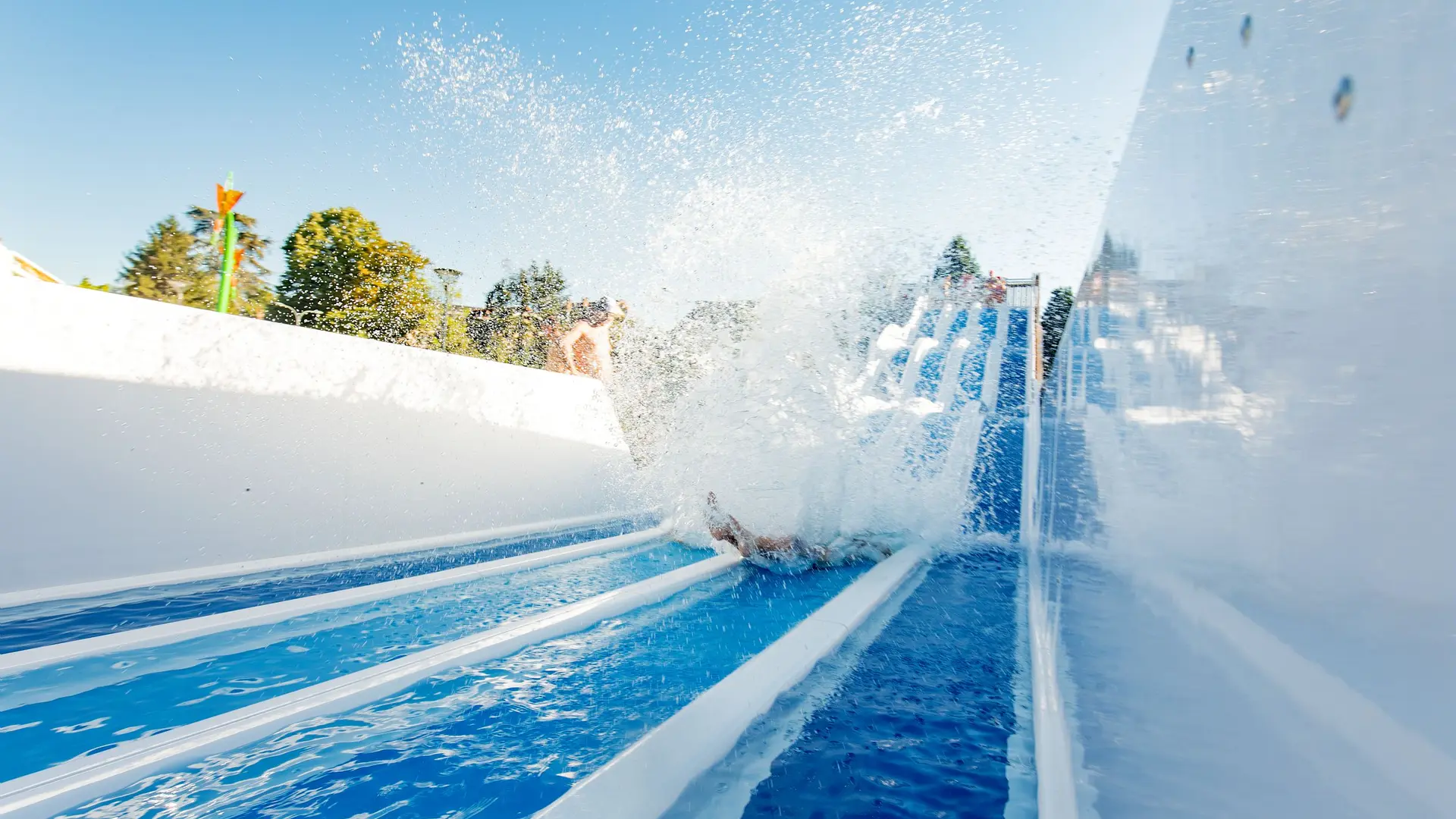 Tobogan de la piscine aqualudique du Stade à Chambéry