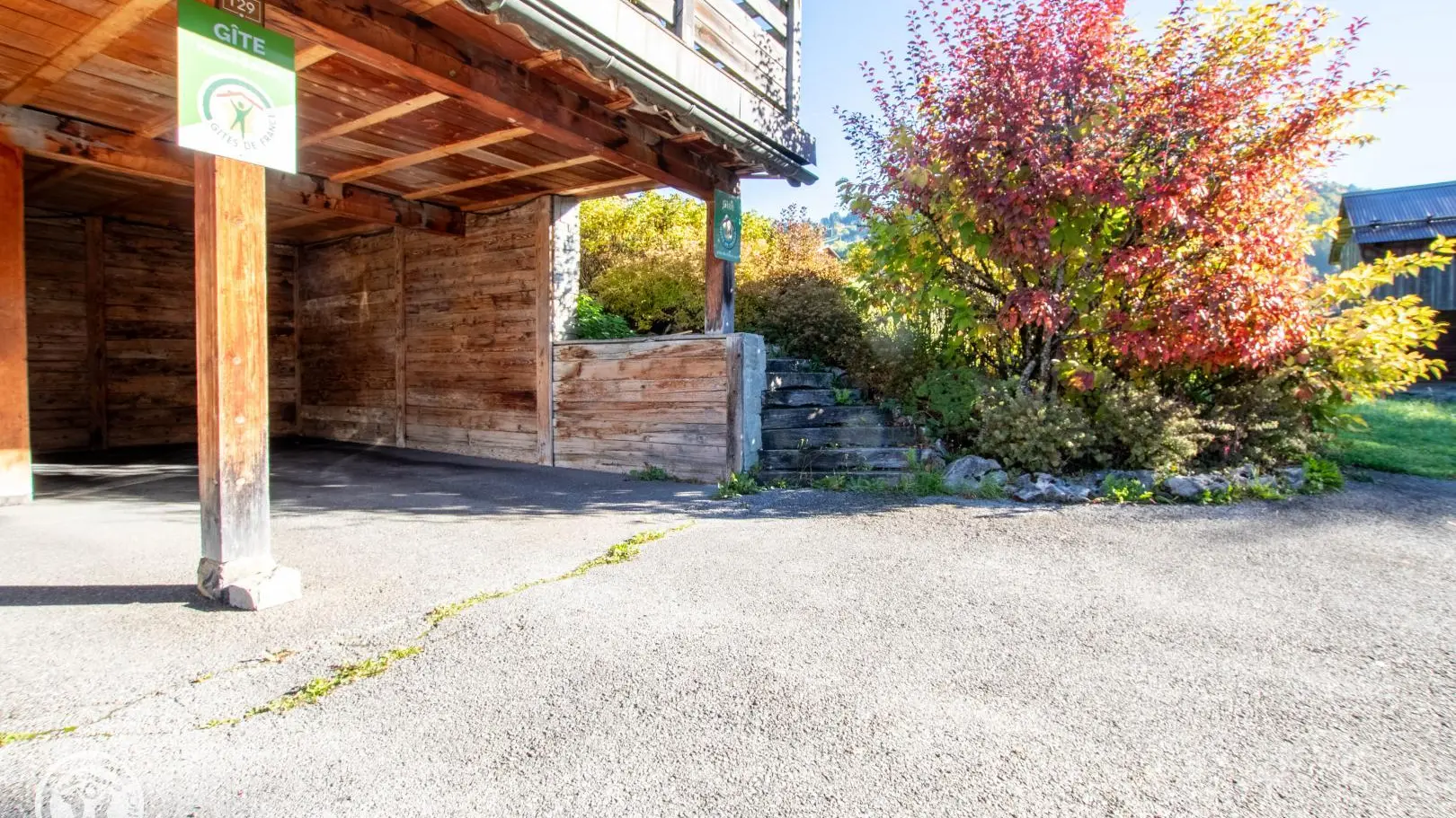 1 place abri couvert