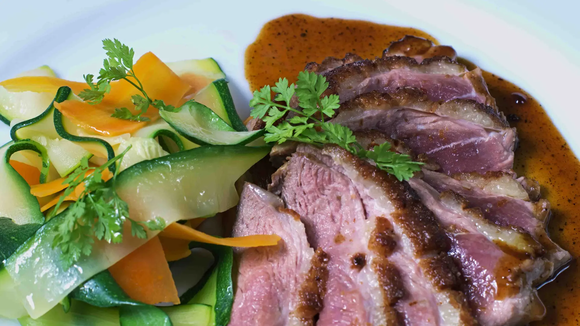 Renaut - Entenfleisch Mit Gemüse-Tagliatelle