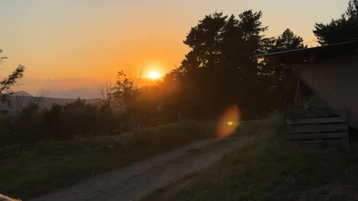 Balade à cheval au coucher du soleil