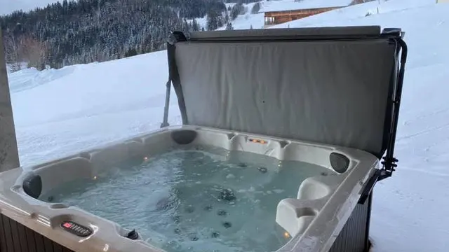 Jaccuzi