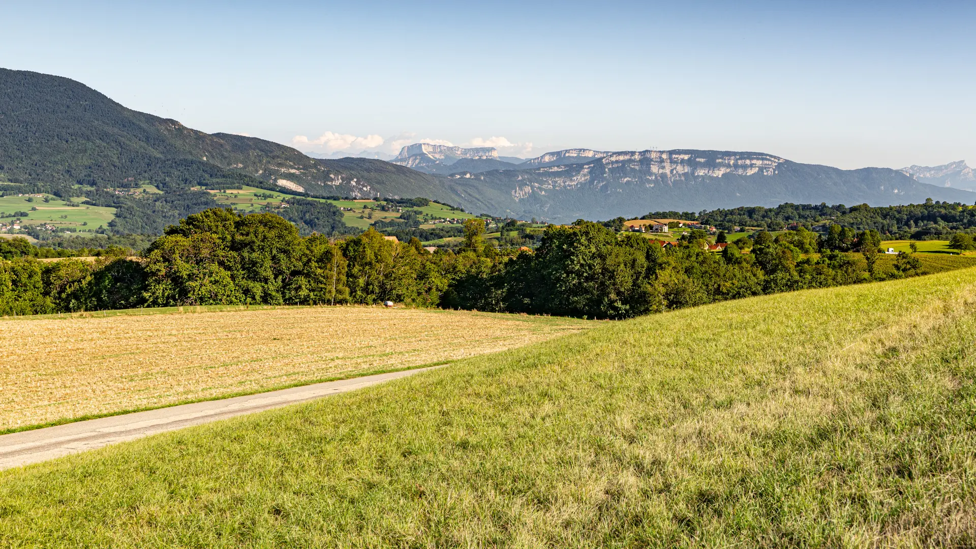 Vue sur la Chartreuse depuis le Circuit du Mont Tournier
