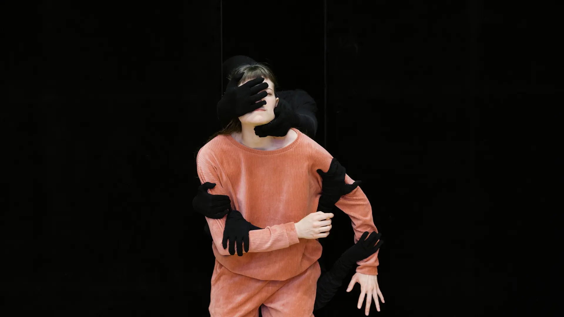 Beaver Dam Company - Edouard Hue - Avant la nuit/L'oiseau de feu_Cannes