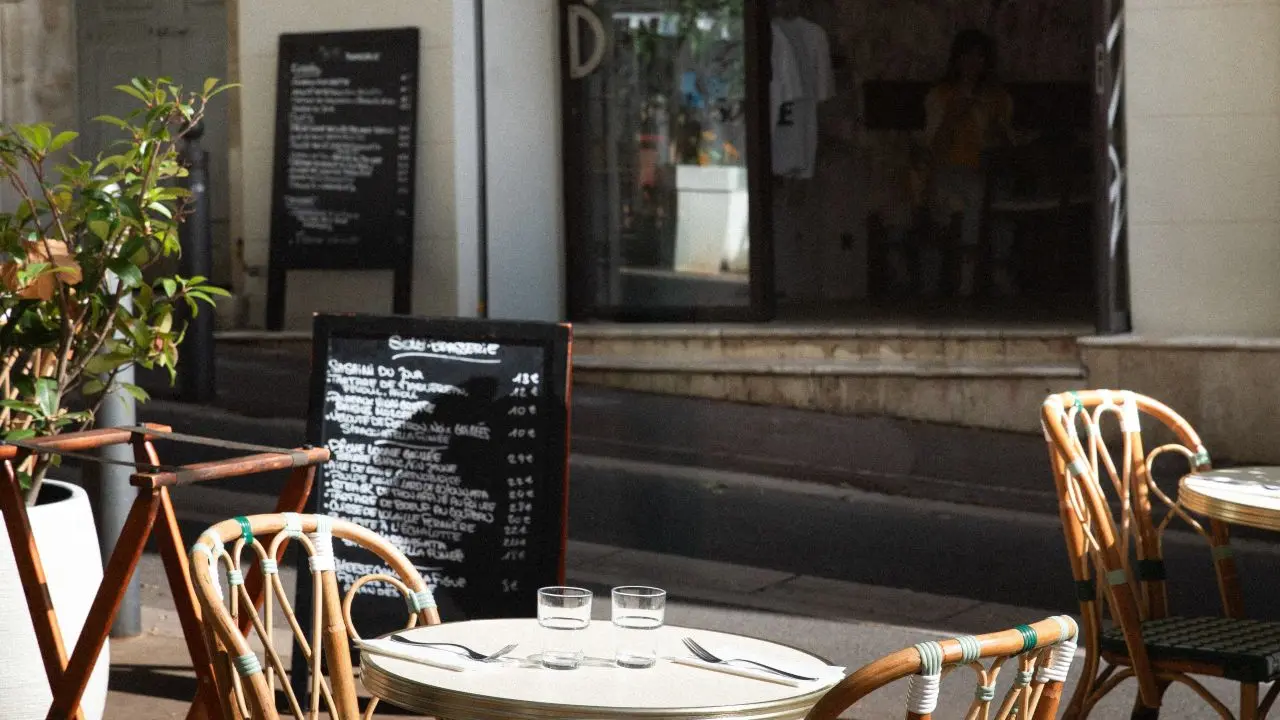 terrasse et dévanture