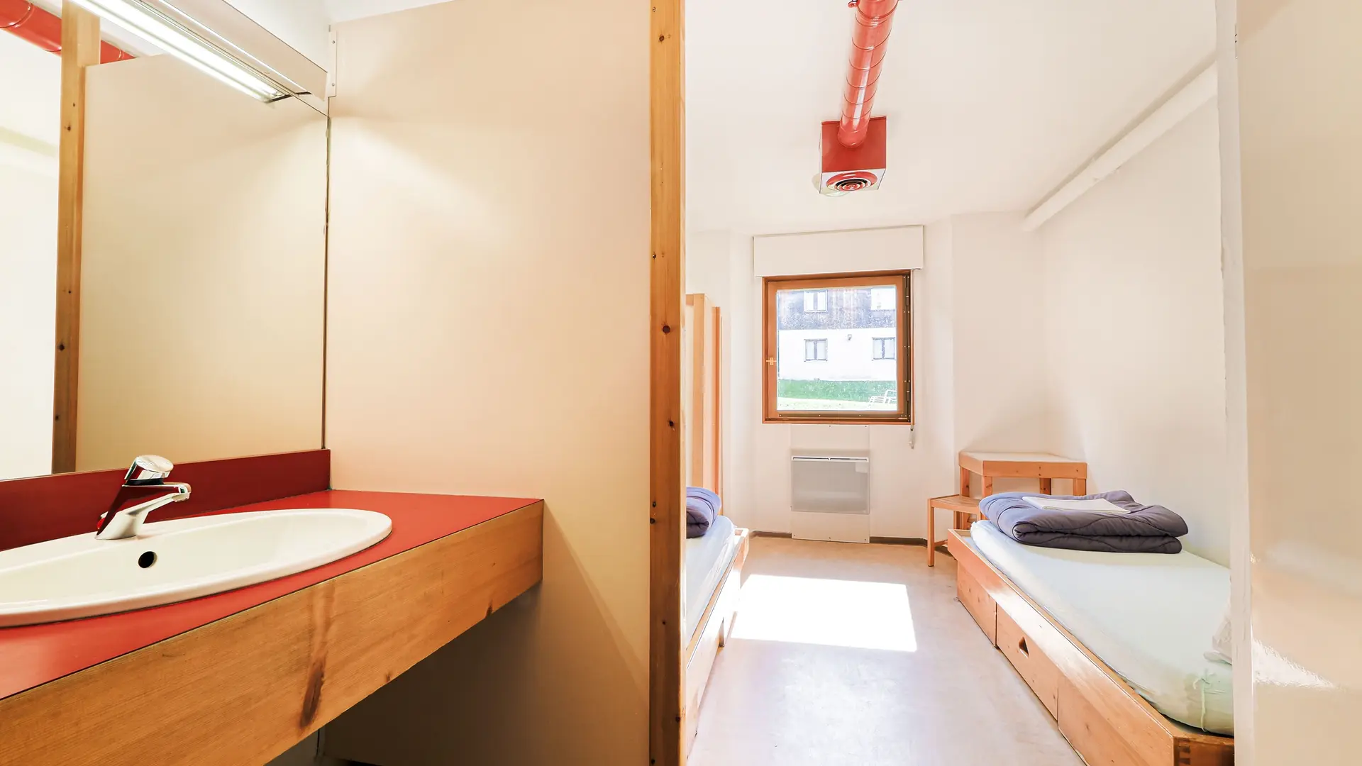 Chambre Twin avec douche.