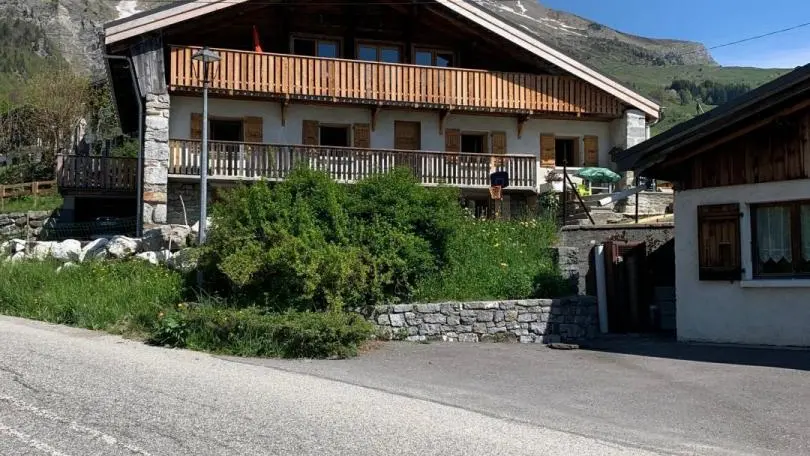 CÔTÉ ÉTÉ : CHALET LE CHAR
