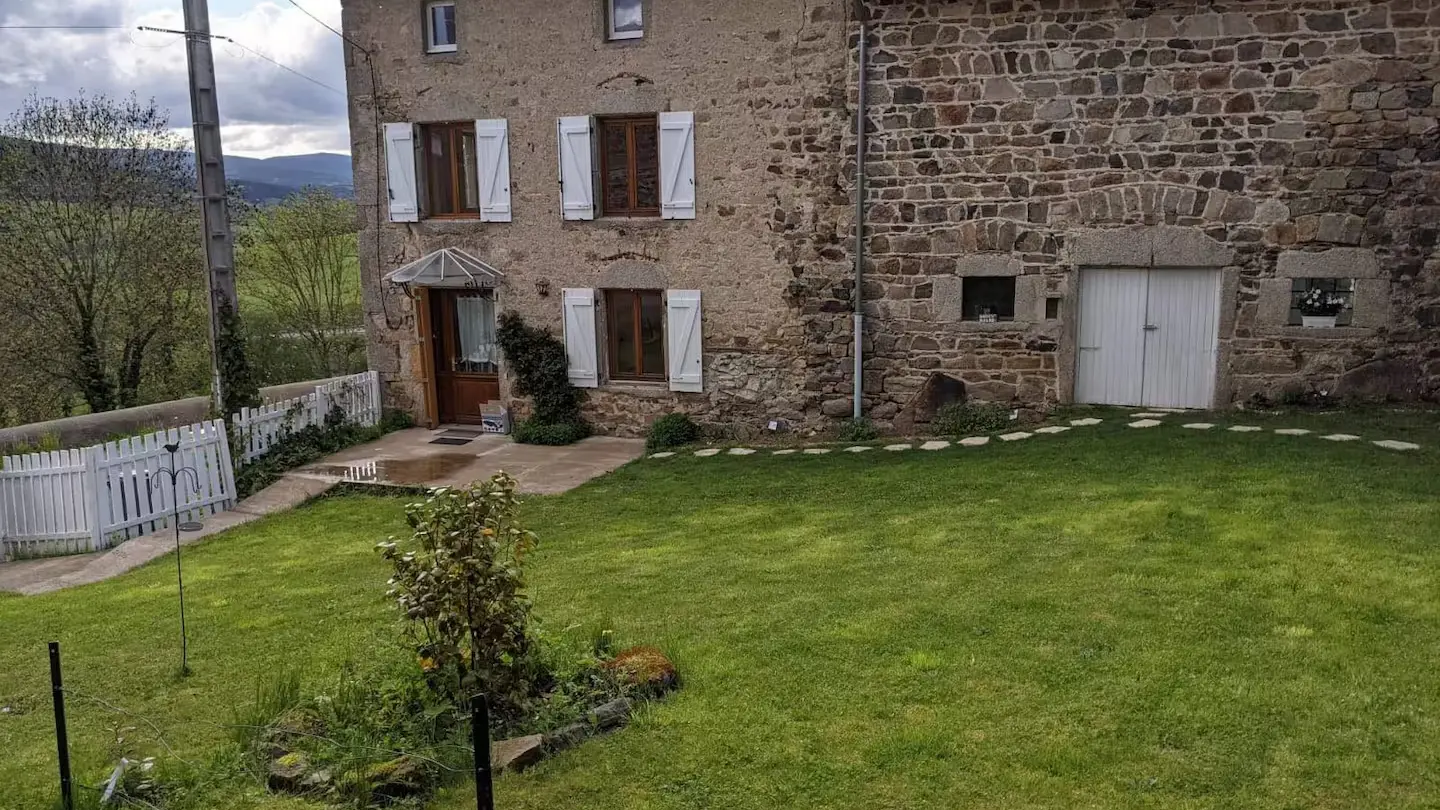 Gîte La Bar'Ac à Champoly