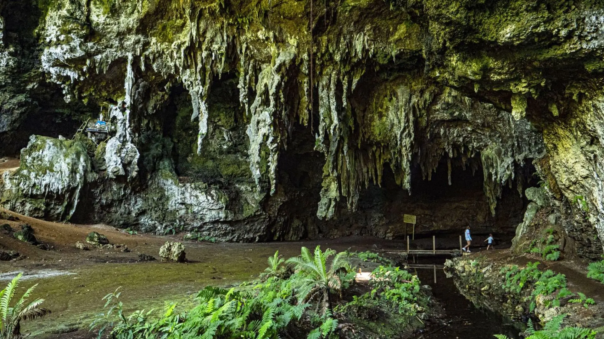 La grotte de la Reine Hortense