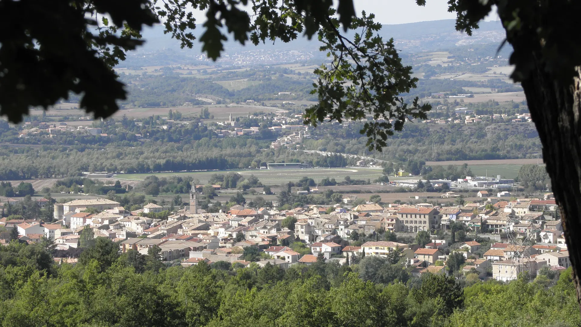 Vue d'Oraison de la ferme Mazan