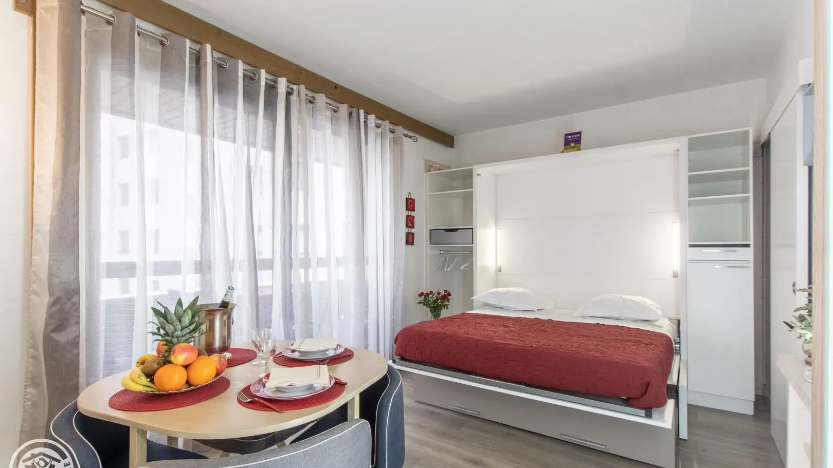 Lit escamotable déplié