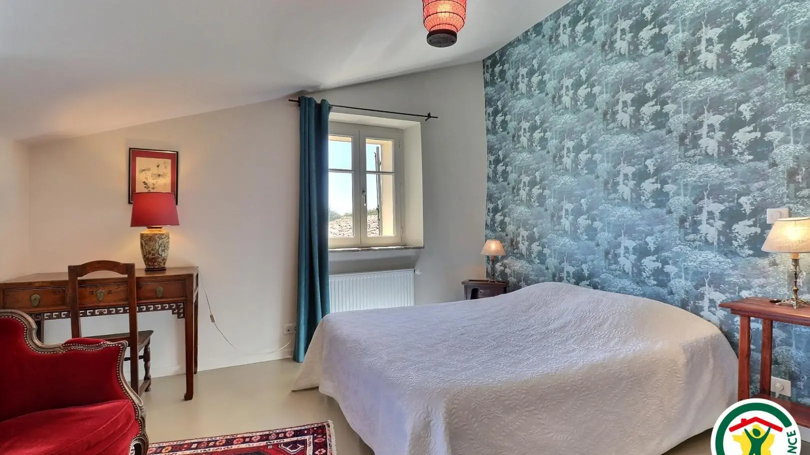 Chambre SOIE avec un lit double (1x160x200 +), salle d'eau dans la chambre et wc sur le pallier