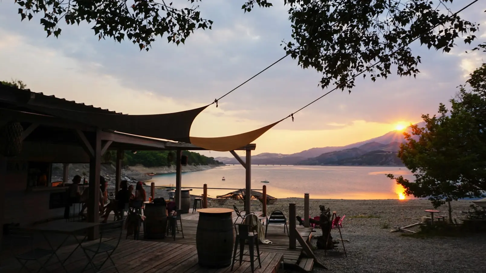 Ski & Bouées - Bar de la plage_Les Orres