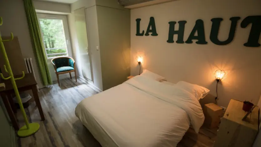 1861 Châtel Hostel
