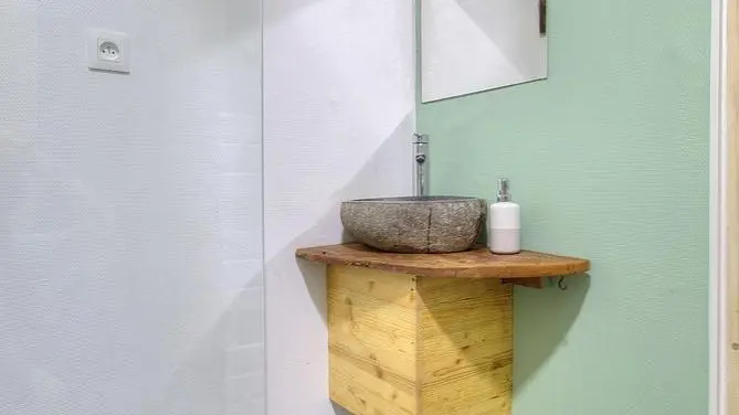 Salle d'eau du rez-de-chaussée