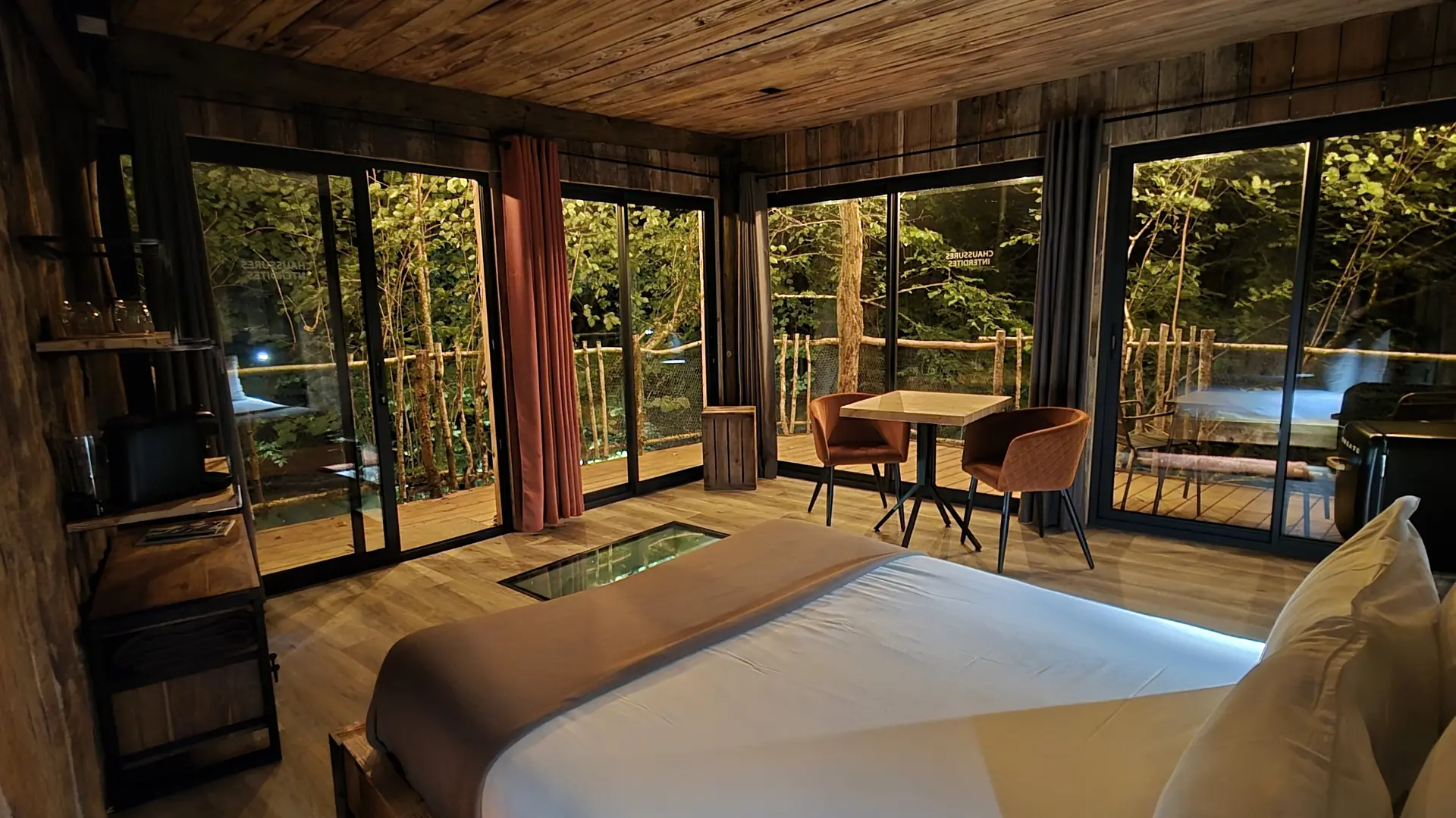 Intérieur Lodge de la Cascade Nuit