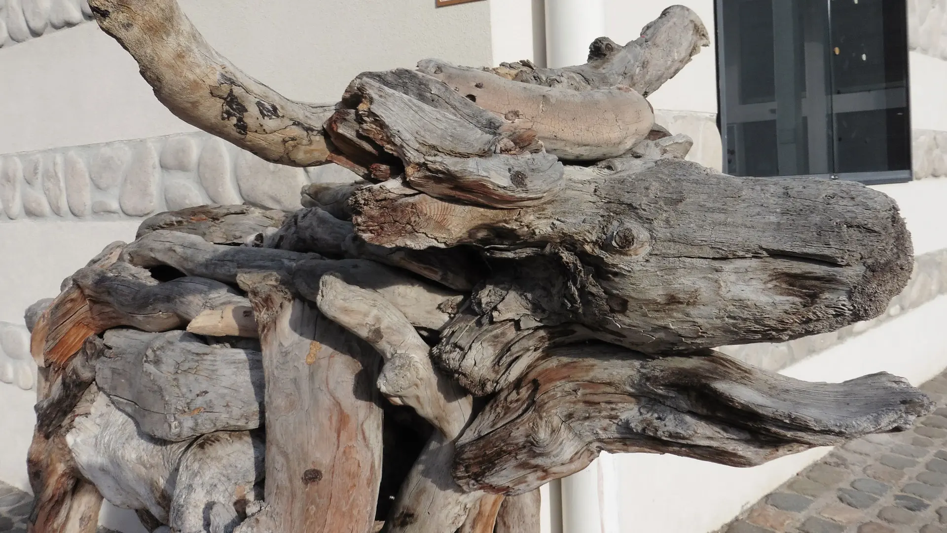 Art Vache : La Vache en bois flotté