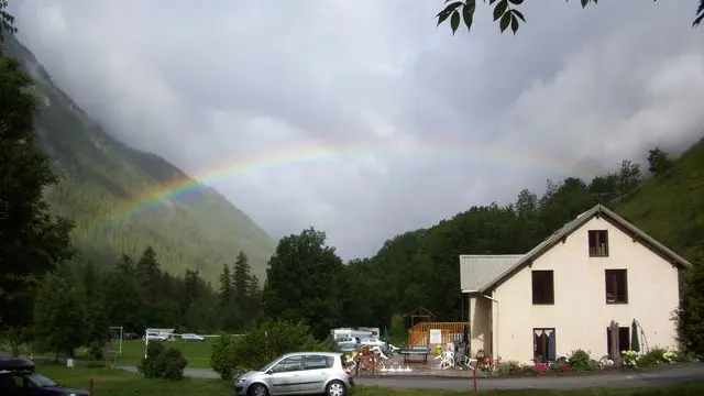 Le chalet d'accueil du camping - La Grave