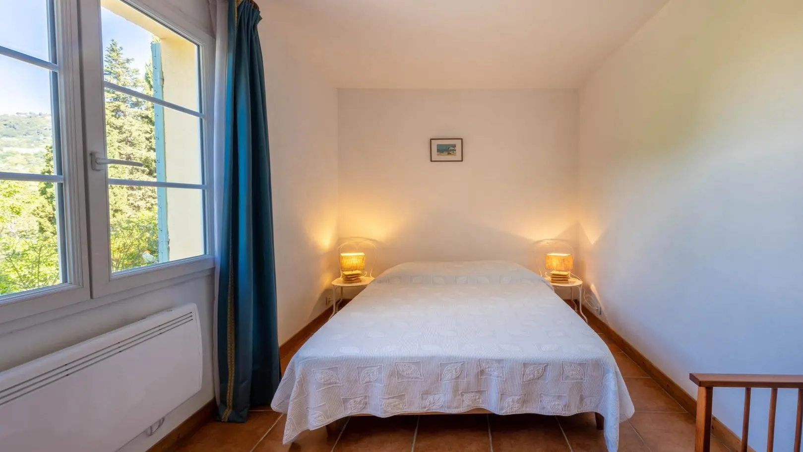 Gîte Côté Sud-Chambre avec 1 lit 140x190- Grasse-Gîtes de France Alpes-Maritimes