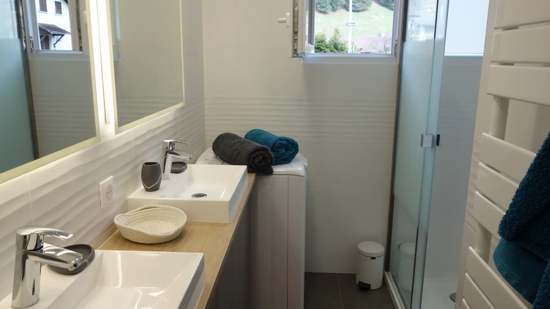 Salle de bain - Charvin 4* - Thônes, Haute-Savoie