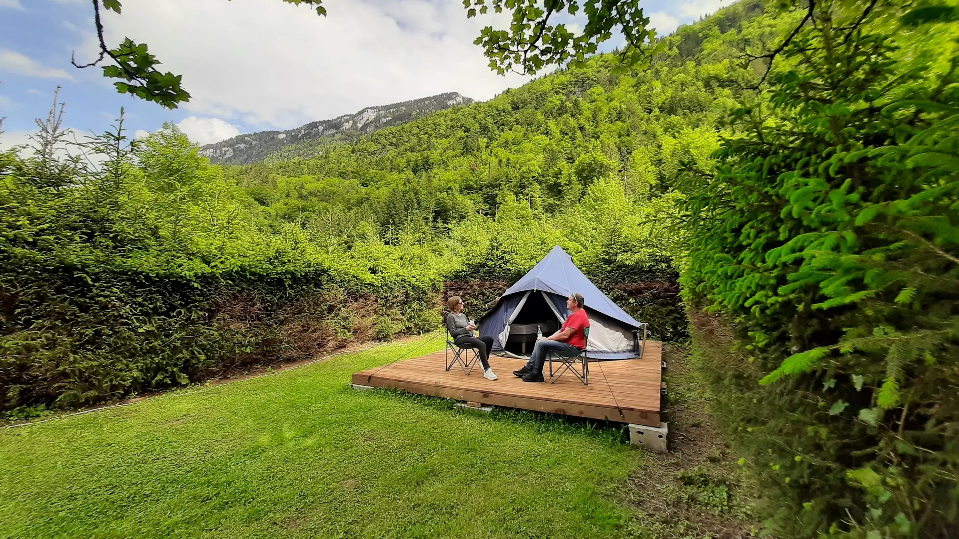 Tente prêt à camper