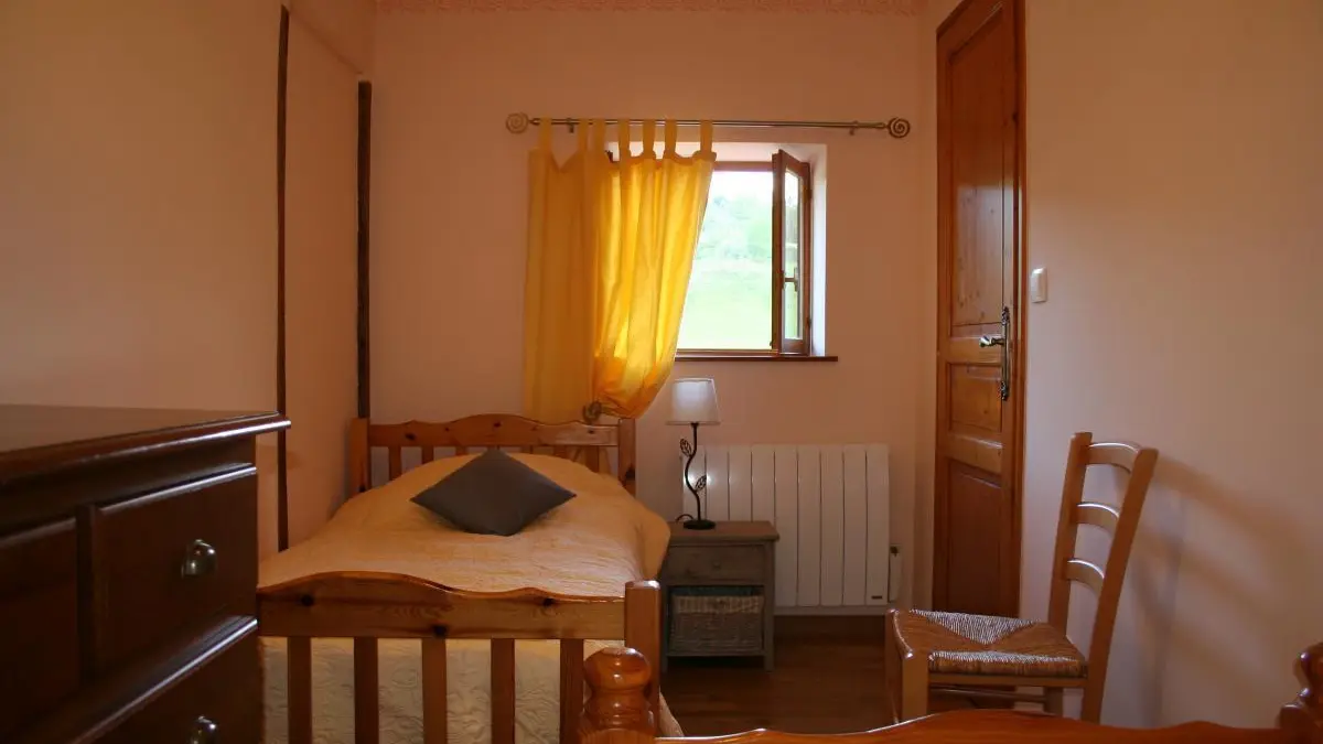 chambre 6, à l'étage avec 2 lits de 90