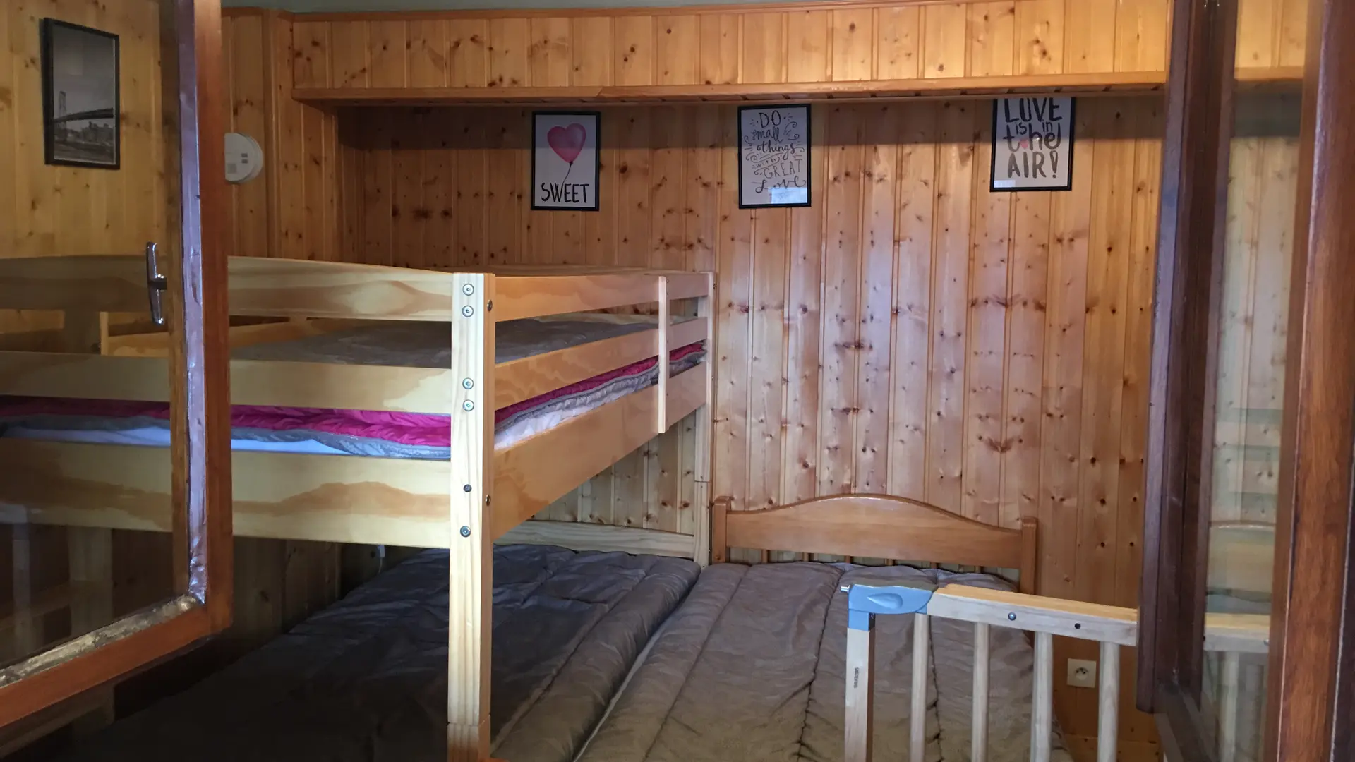 Chambre 2 au chalet Rossanaz
