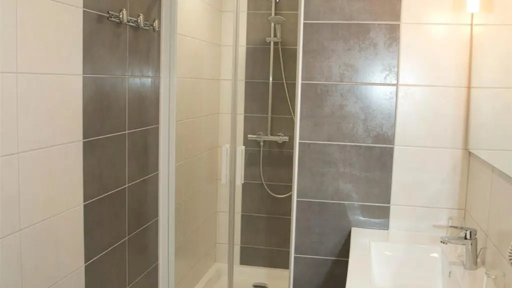 Matard salle d'eau N°20