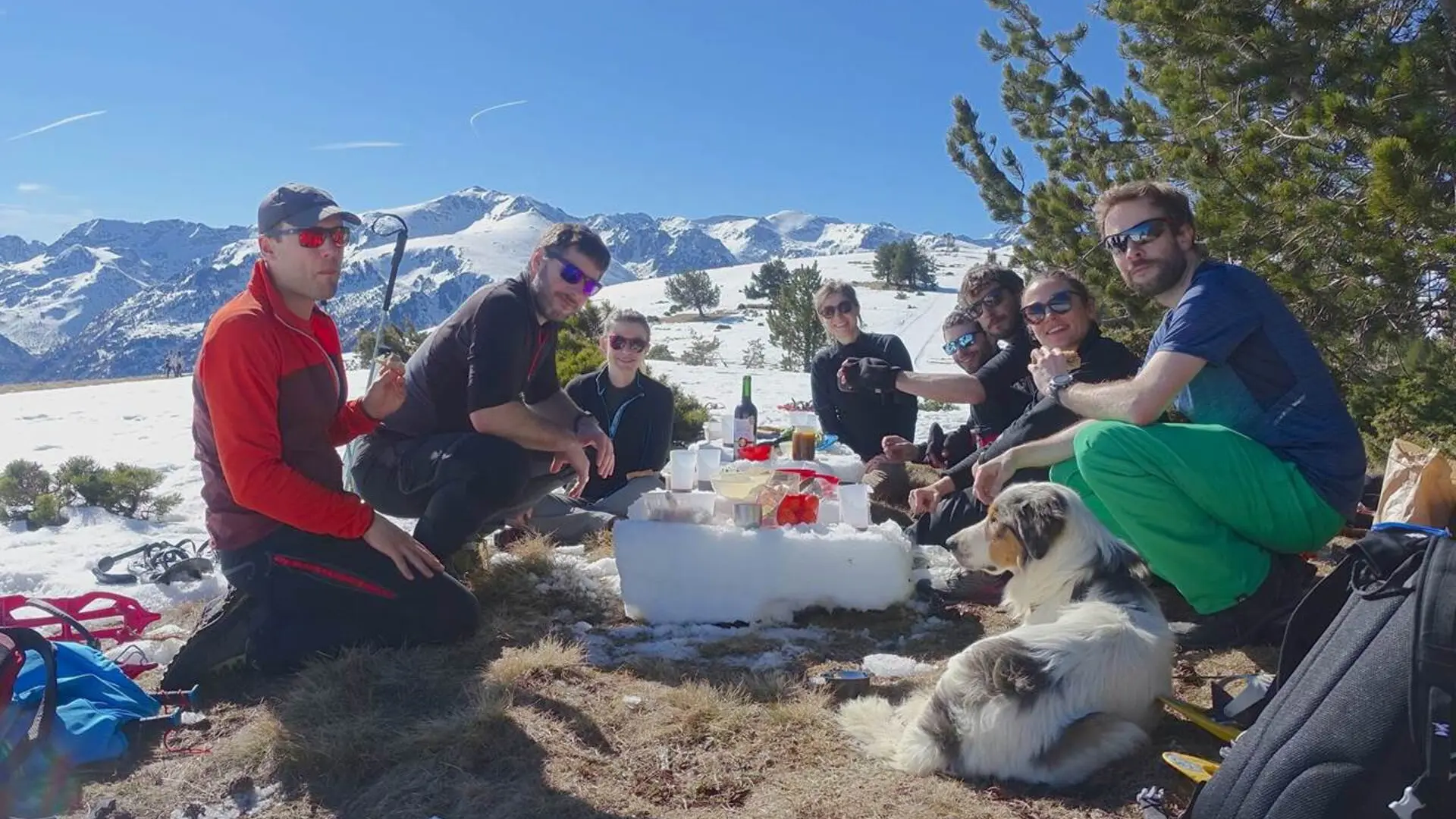 Apéro et repas en sortie raquette à neige