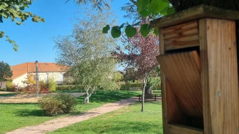 Vue sur le parc communal.