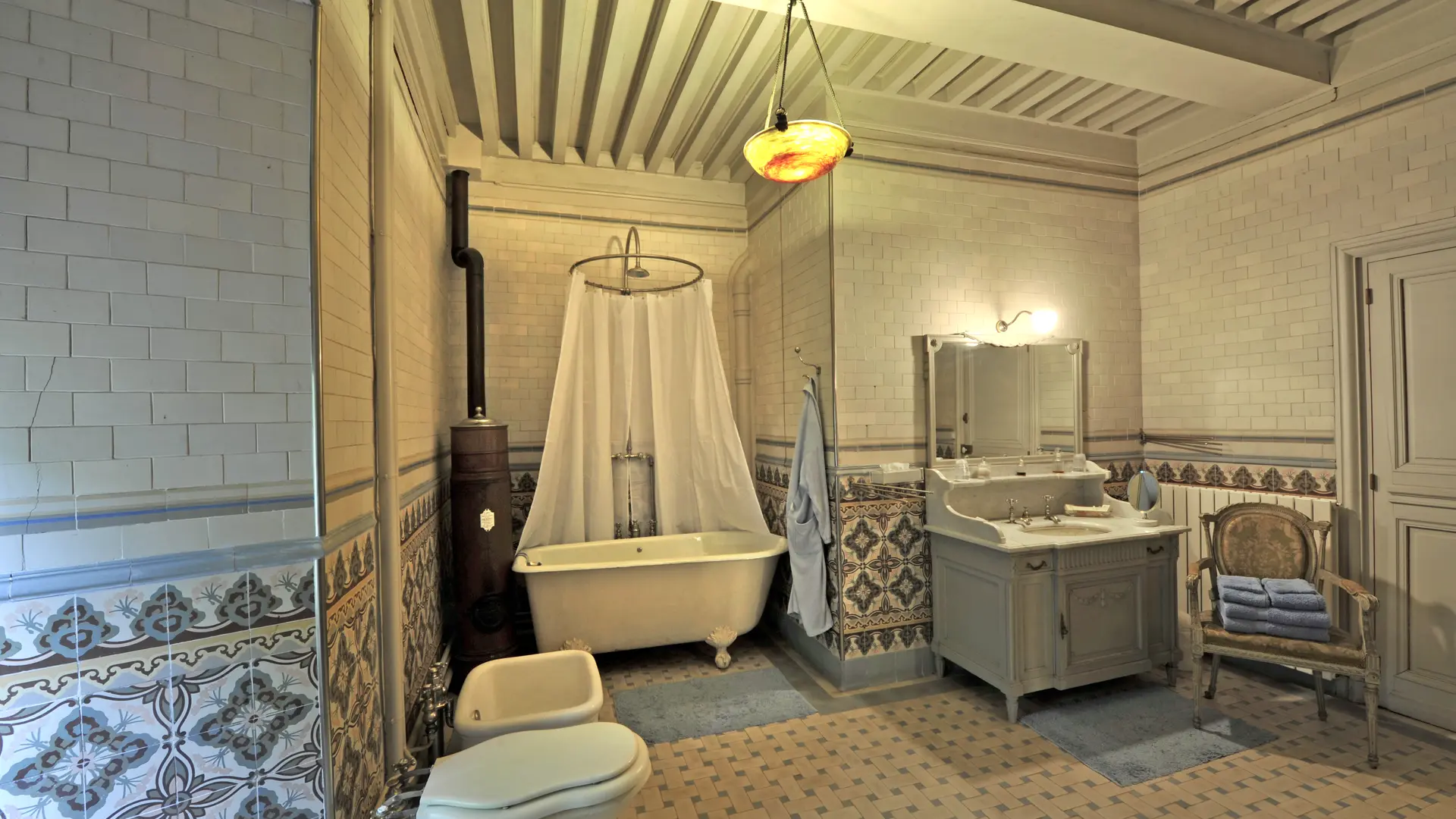Château de Vollore - Salle de bain appartement Marie-Louise