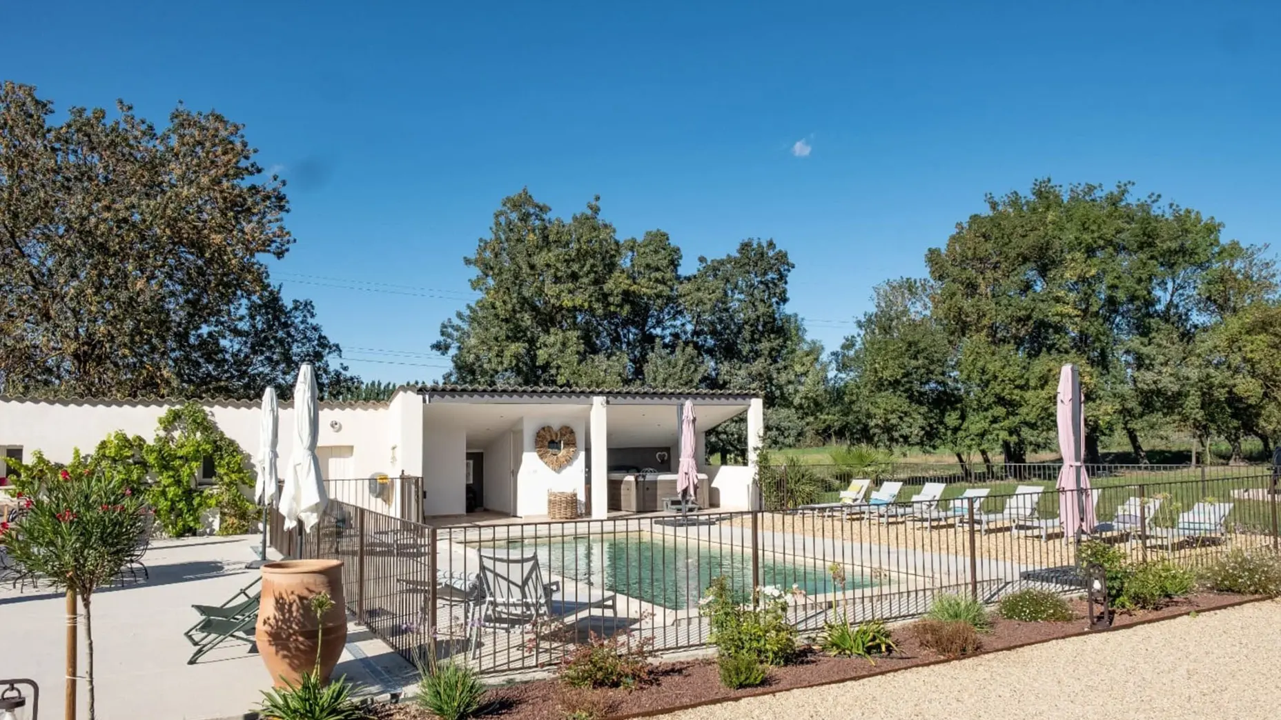 Mas Papabiou - Romanin_Eygalières