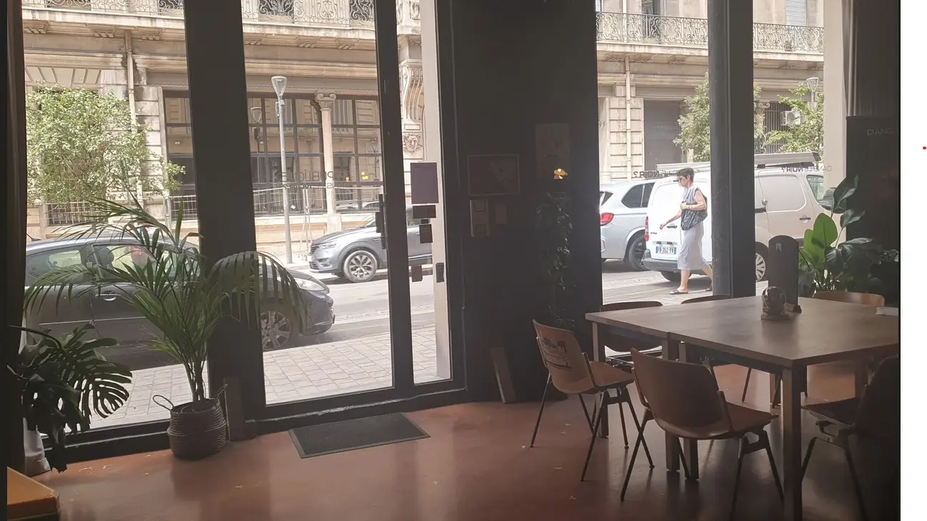 Vue depuis la salle de restaurant