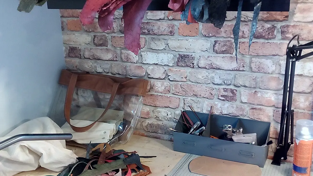 Atelier cuir de carpe