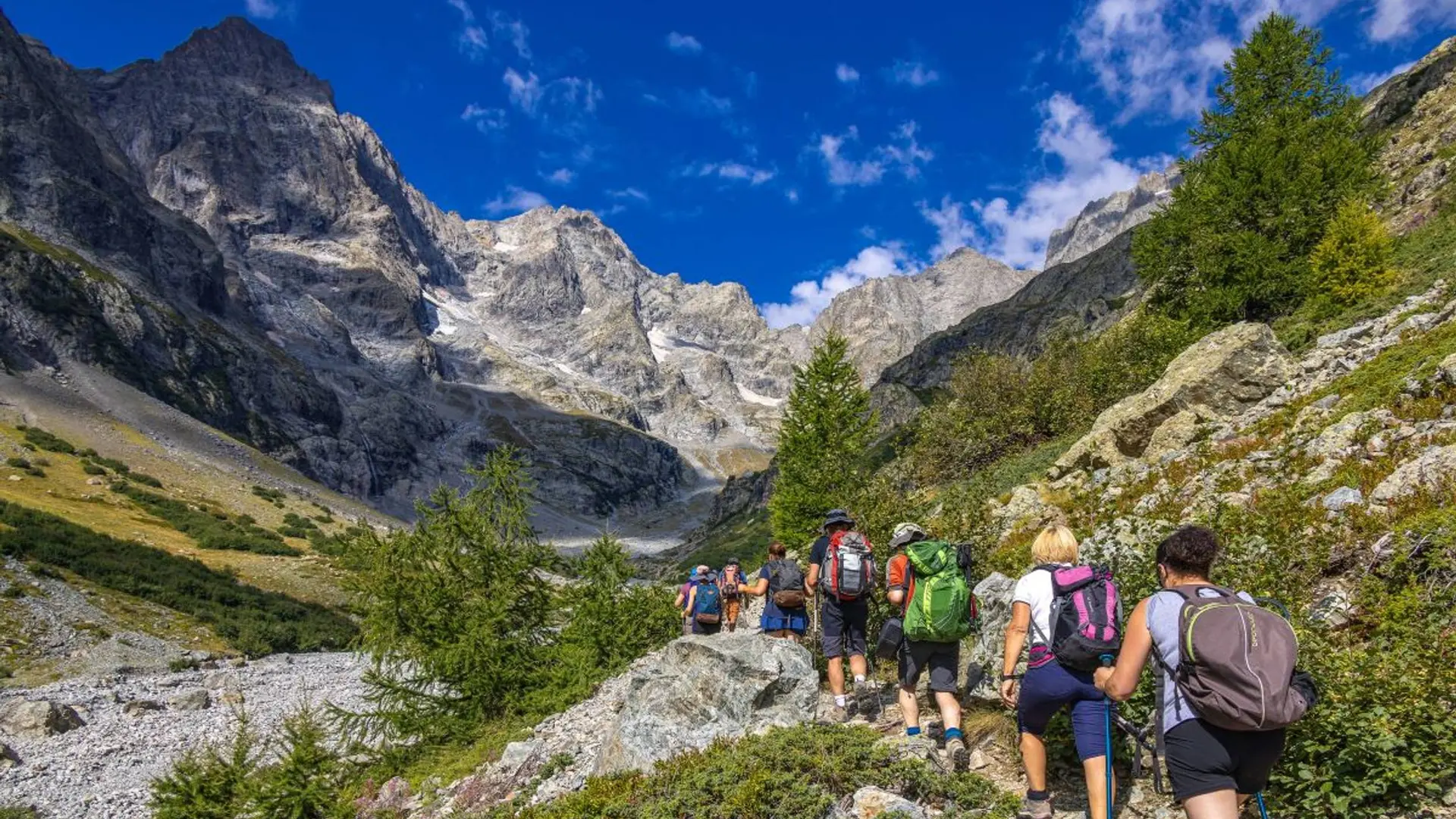 Montée vers le refuge des Bans