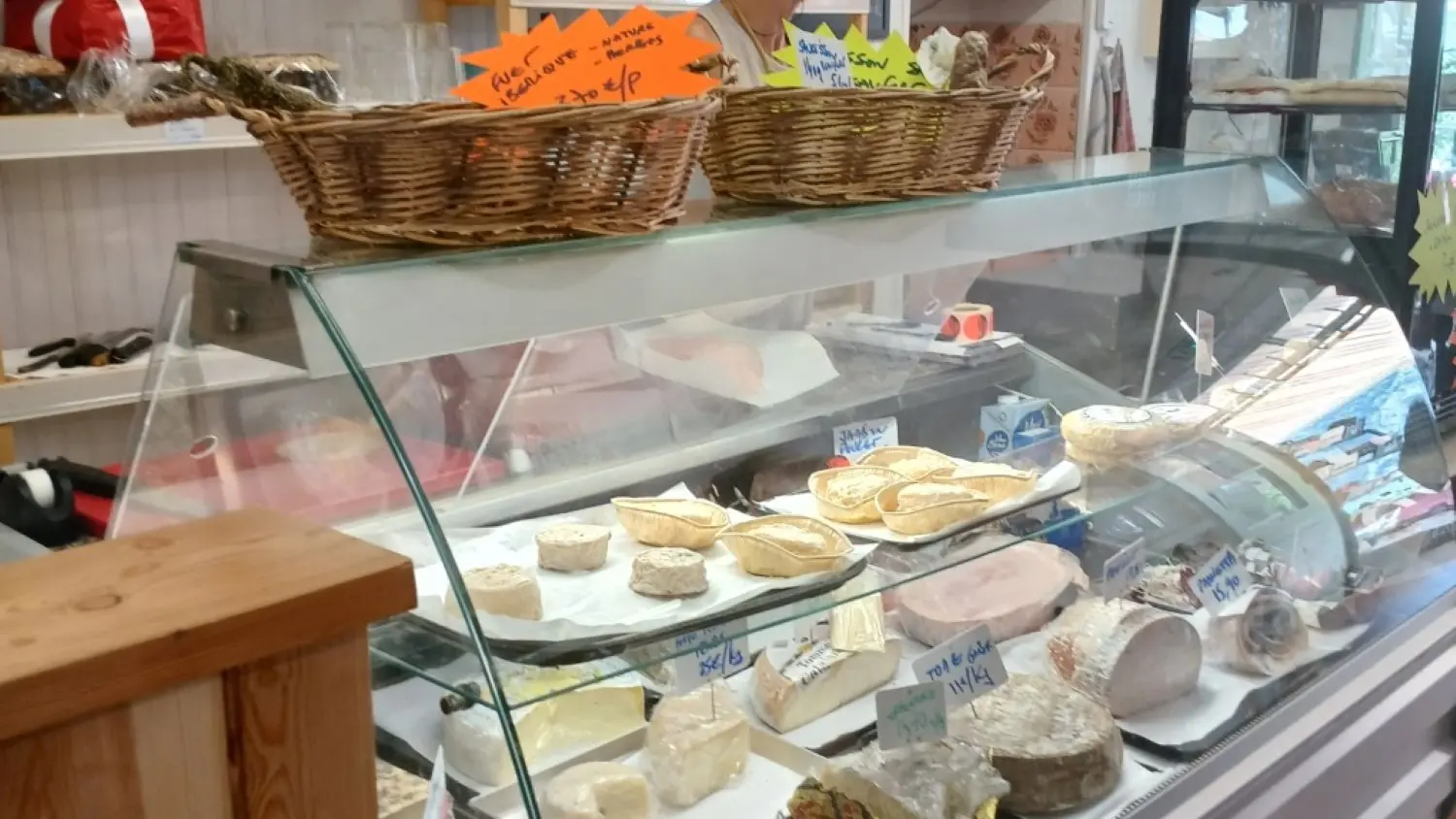 Epicerie Le Passage, rayon frais - Breil